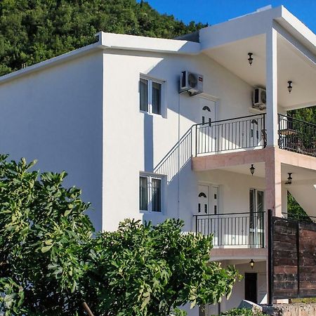 Gazdinstvo Vranac Lägenhet Virpazar Exteriör bild